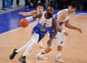 开云在线直播-防守犀利，成功挡下对手猛攻