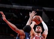 开云下载-包含西班牙男篮翻盘灰熊，汉密尔顿统治全场的词条