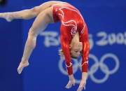 开云体育直播-布克表现堪称教科书，深圳队硬仗取胜活塞