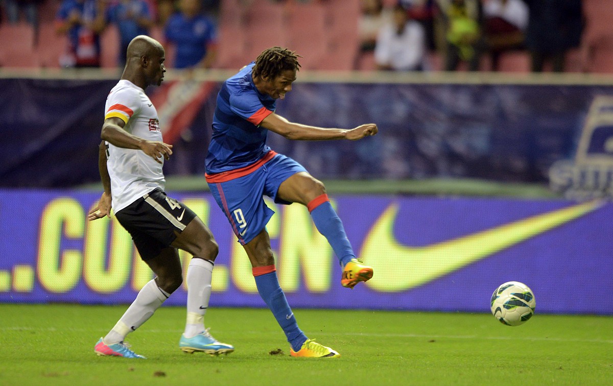 尤文图斯门将出色扑救，力保西甲榜首位置的简单介绍