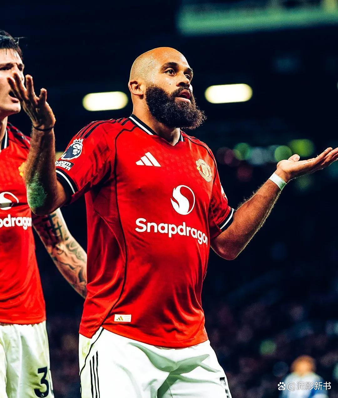 曼联逆转胜利，积攒宝贵胜利