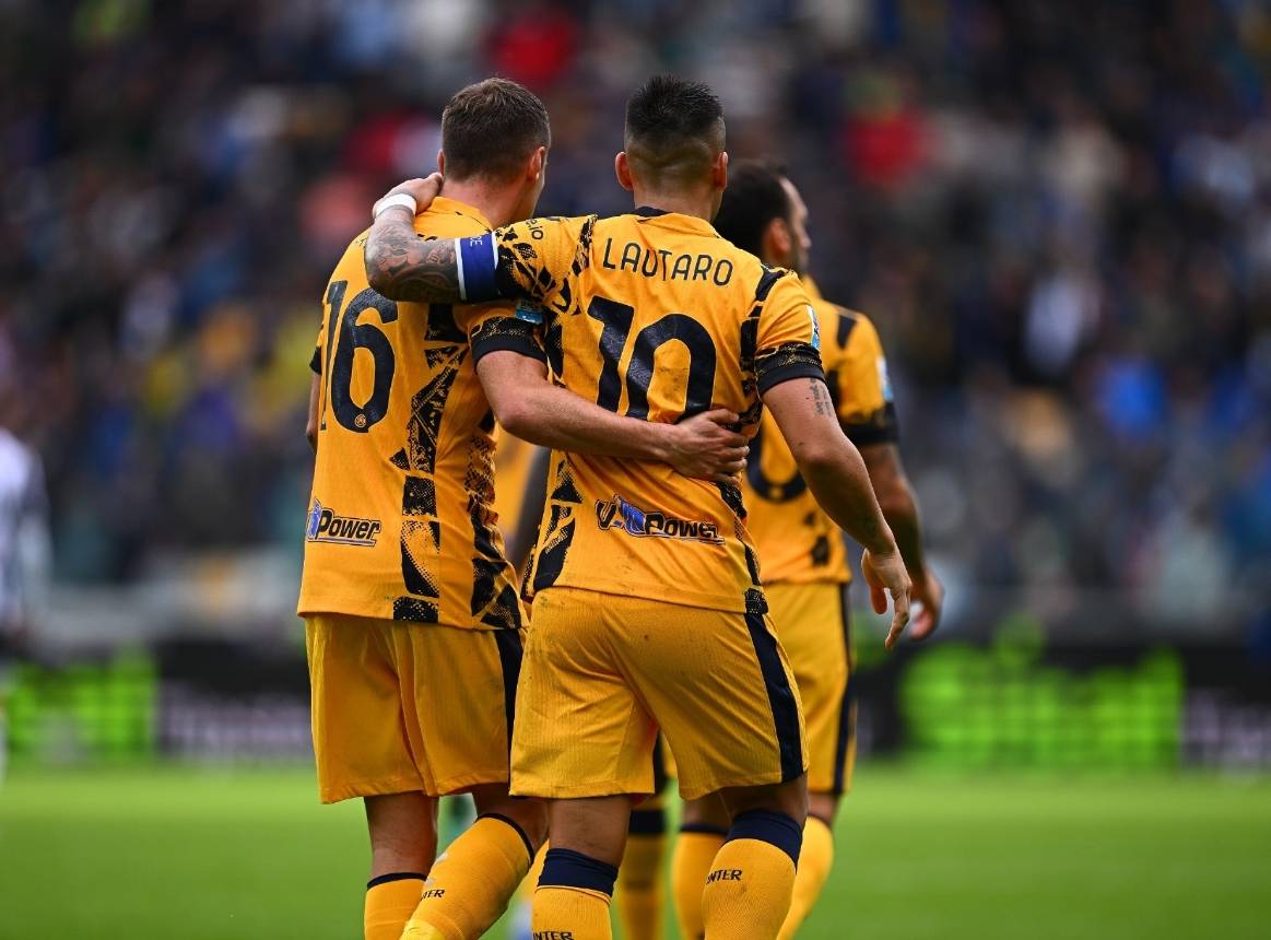 关于AC米兰客场险胜,追赶前者的信息 关于AC米兰客场险胜,追赶前者的信息