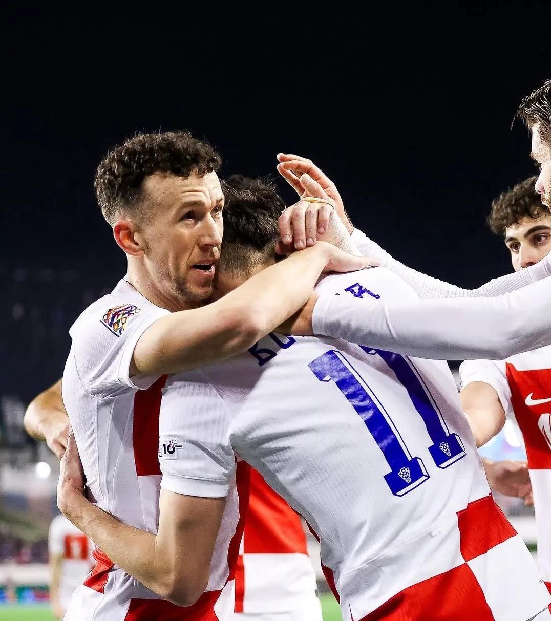 法国队大胜对手，晋级欧国联半决赛