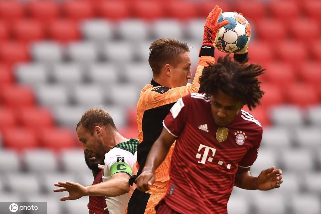 关于门兴主场大获全胜，成功赢得小组第一的信息