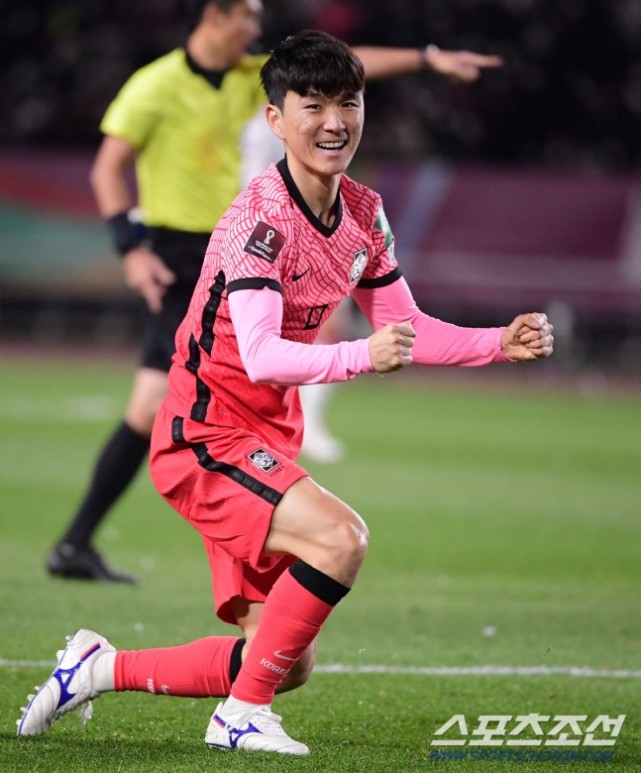 韩国队轻取英格兰队，王皓高光表现的简单介绍