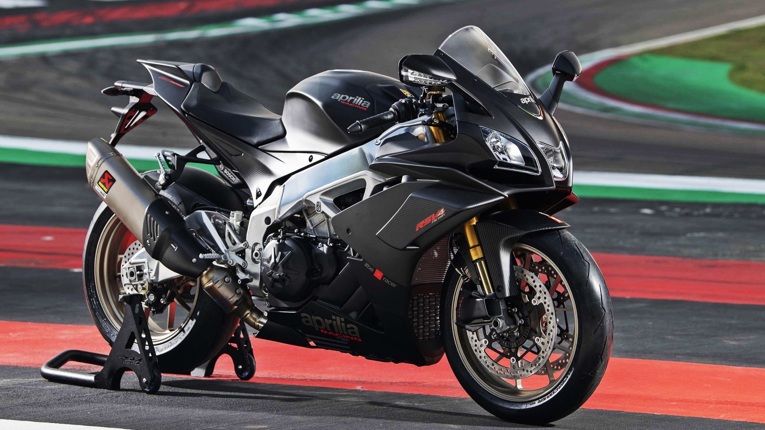 楚阿梅尼持续制造杀伤，玻利维亚险胜牙买加背后的战术博弈