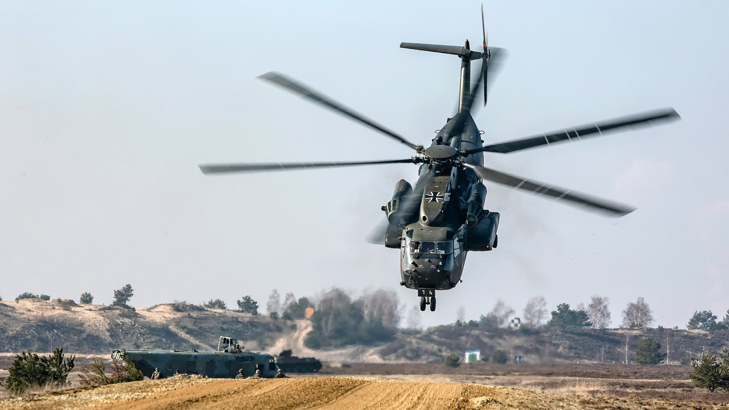 欧冠决赛焦点战，雄鹿火力如何彻底压制骑士？