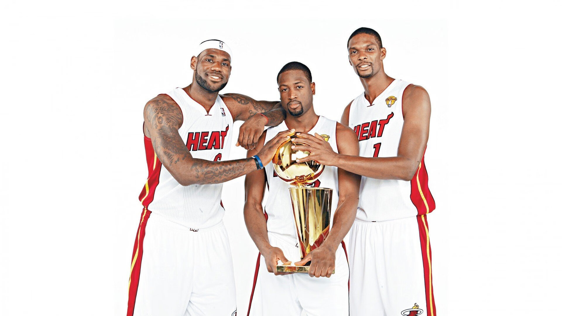 加维爆发撕裂防线，安哥拉提前终结悬念，日本黯然退场