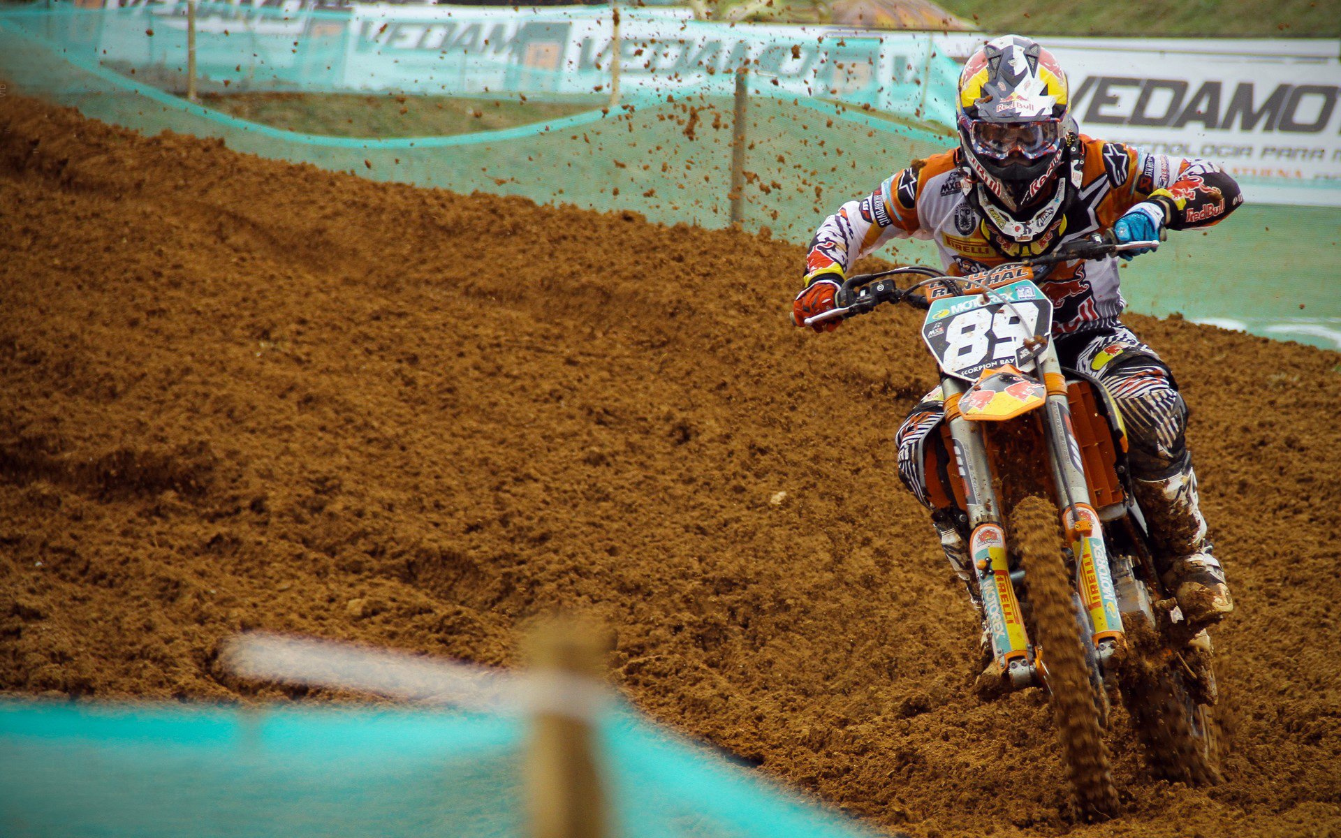 爱尔兰迷雾中的蓝桥之光，阿拉巴统治全场，切尔西关键战突围记